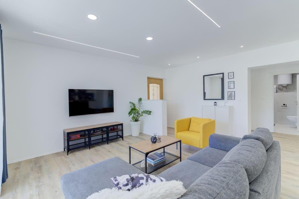 Nv Sun 23 By Aneo Travel Apartment Novi Vinodolski Exterior photo